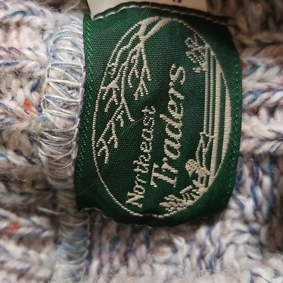 Northeast Traders Vintage Wool Blend Sweater - Picture 5 of 7